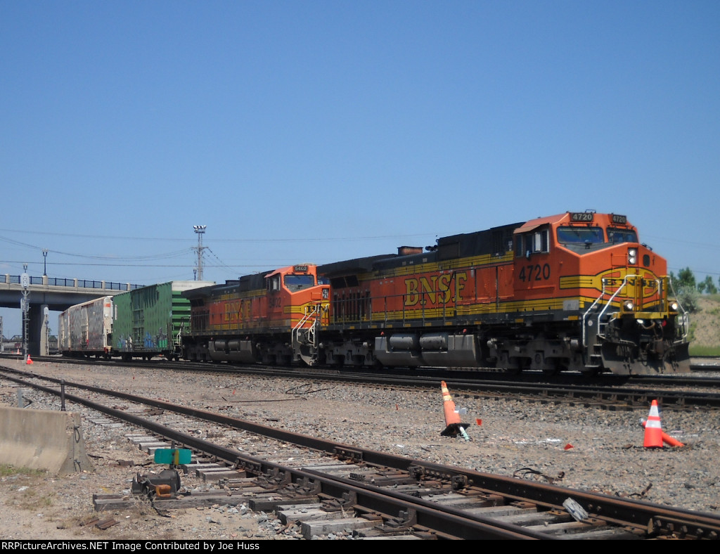 BNSF 4720 East